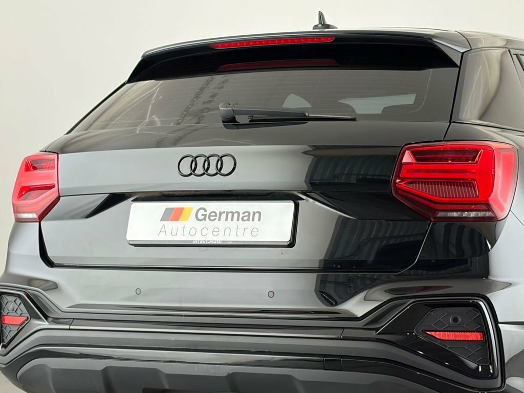 Audi Q2 1.5L S Line DYZ9137 Black #5