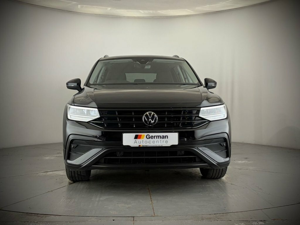 Volkswagen Tiguan Allspace 1.5L Life WP72RJO Black #4