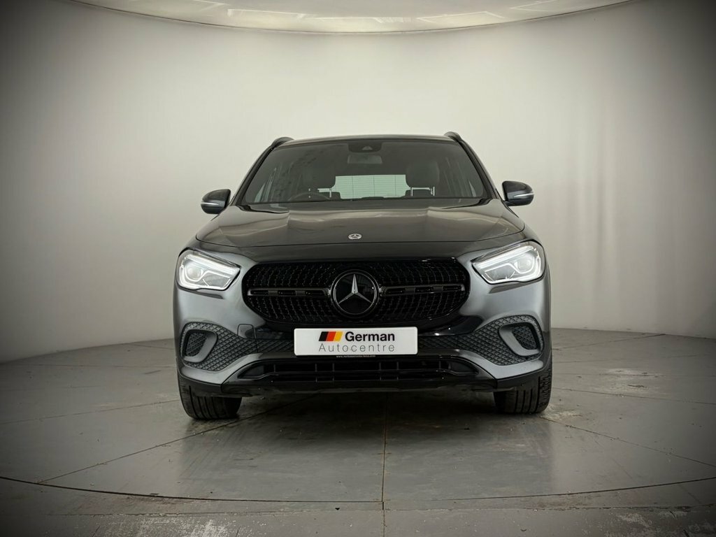 Mercedes-Benz GLA Class 1.3L Sport RO21OPX Black #4