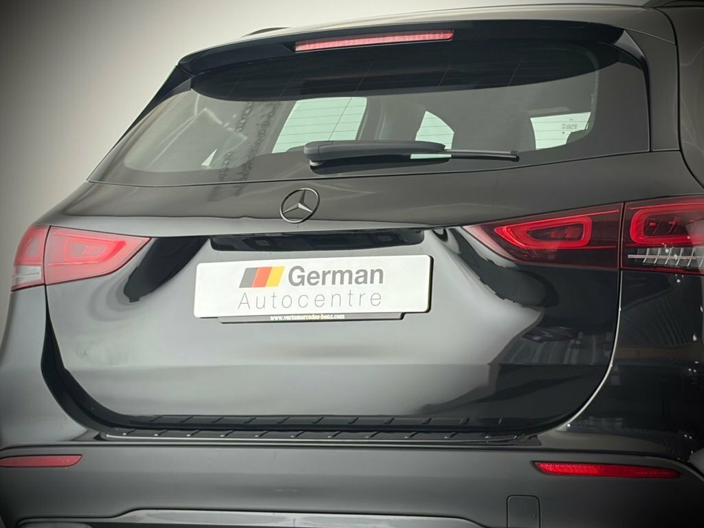 Mercedes-Benz GLA Class 1.3L Sport RO21OPX Black #5