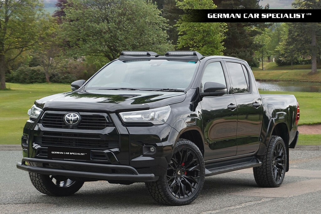 Toyota HILUX Estate YR22AWC Black #4
