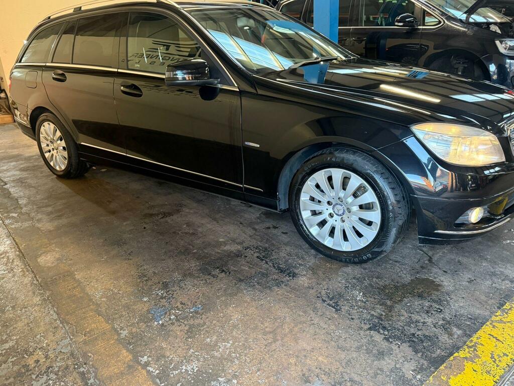 Mercedes-Benz C Class Estate 2.1 C220 Cdi Blueefficiency Elegance E KY59GAA Black #2