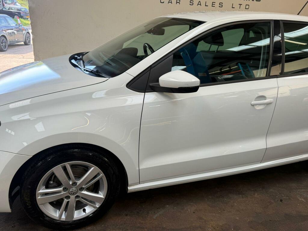 Volkswagen Polo Hatchback 1.2 Tsi Bluemotion Tech Match Edition Eu EK17YGN White #4