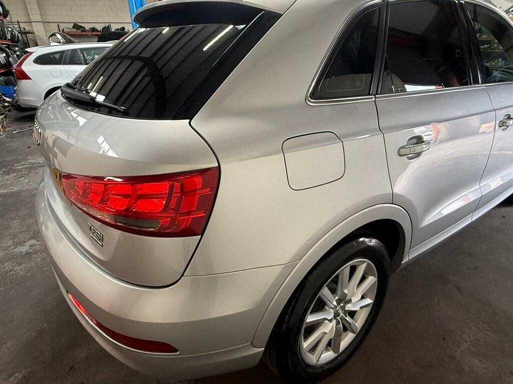 Audi Q3 Suv 2.0 Tfsi Se Quattro Euro 5 Ss 201313 Silver #4