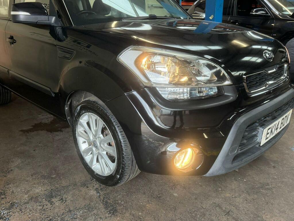 Kia Soul Hatchback Black #12
