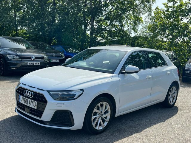 Audi A1 1.0 Tfsi 30 Sport LV69AYD White #3