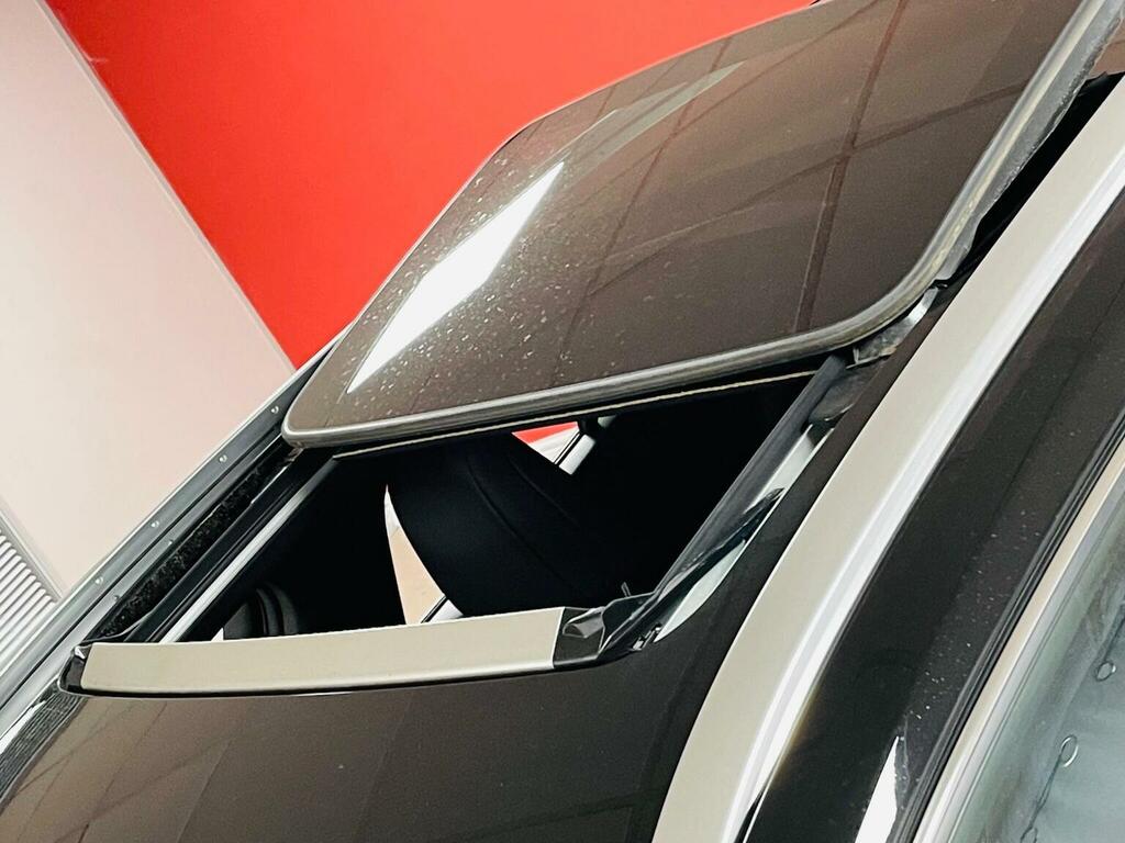 Lexus UX Suv 300E 72.8Kwh Takumi 202473 SM73UHL Black #3
