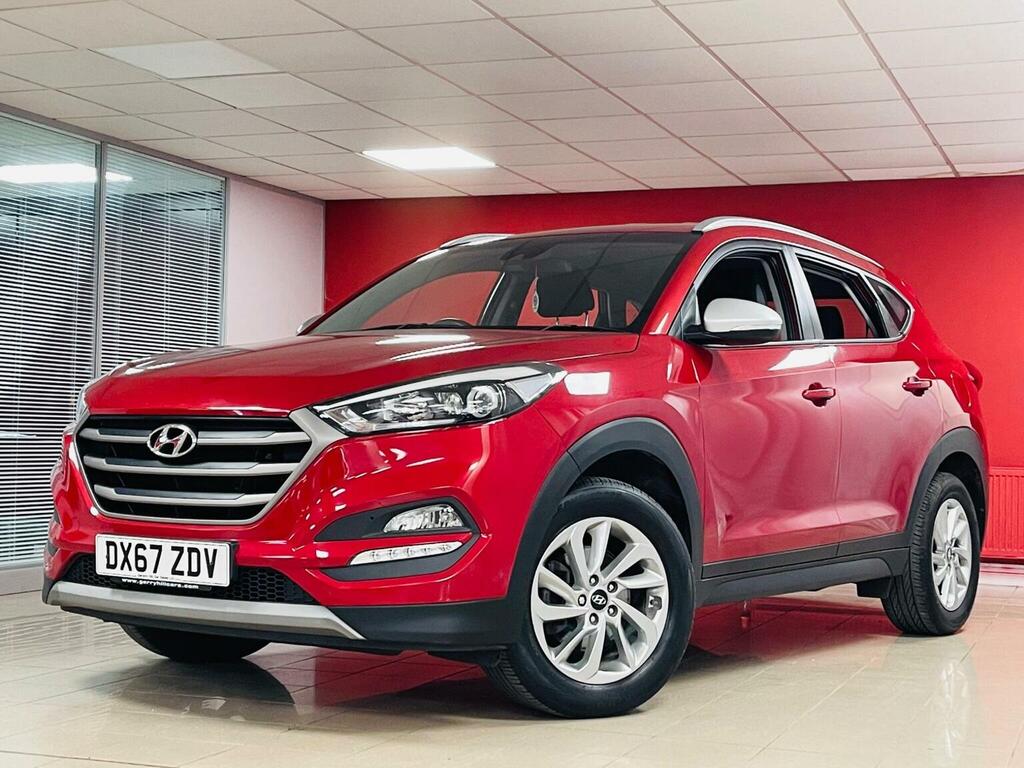 Hyundai Tucson Suv 1.7 Crdi Blue Drive Se Nav Euro 6 Ss 2 Red