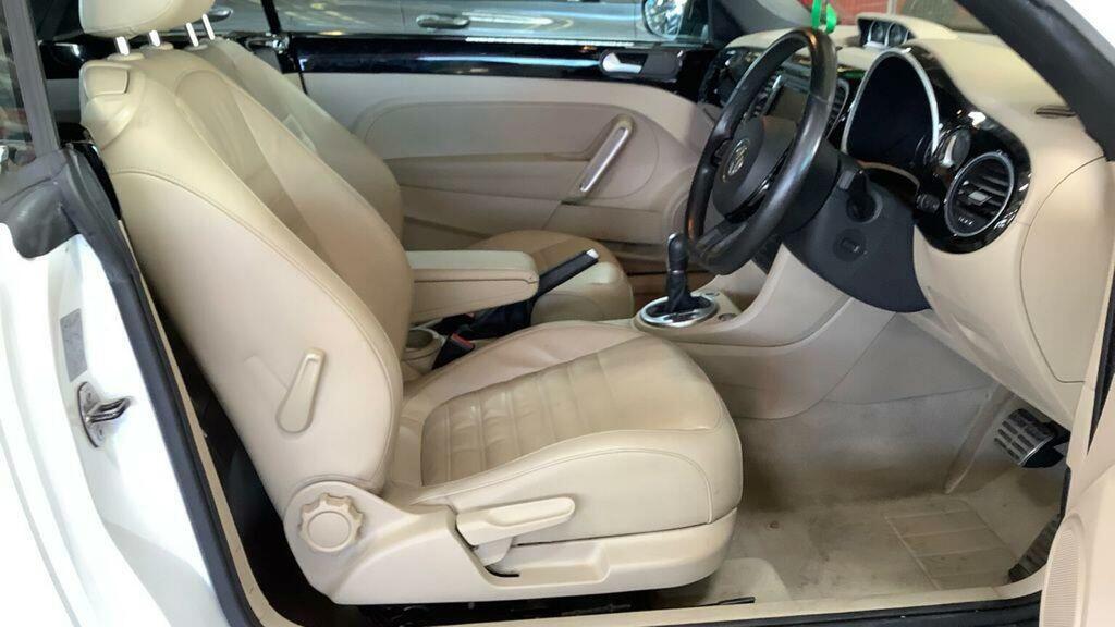 Volkswagen Beetle Convertible 2.0 Tsi Sport Cabriolet Dsg Euro 5 White #2
