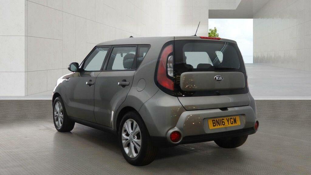 Kia Soul Suv 1.6 Gdi Connect Plus Euro 6 201616 Silver #4
