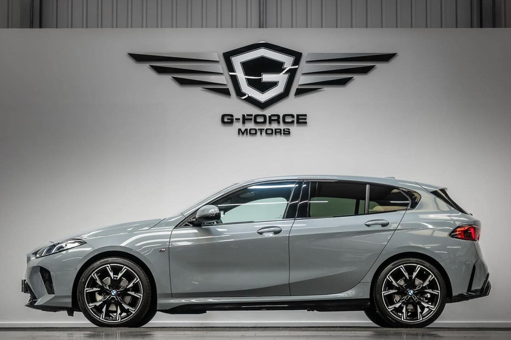 BMW  150Kw Edrive20 M Sport 65Kwh Red #4