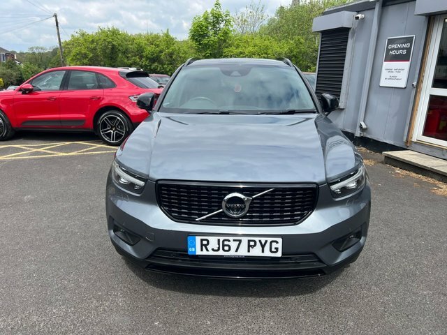 Volvo XC40 2018 2.0 D4 First Edition Suv Awd Grey #2