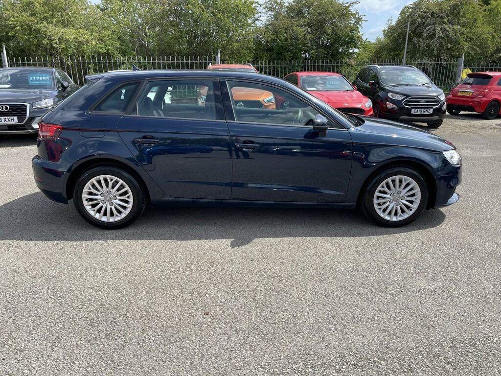 Audi A3 1.6 Tdi Se Technik RV17AAZ Blue #2