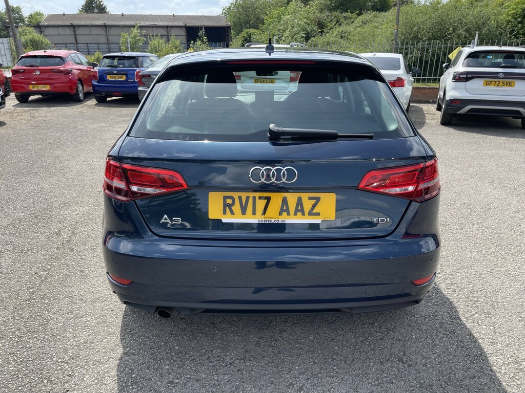 Audi A3 1.6 Tdi Se Technik RV17AAZ Blue #5