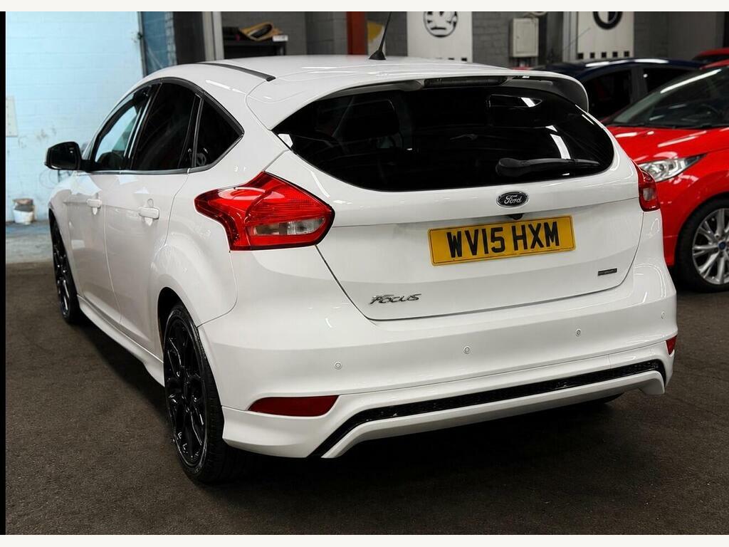 Ford Focus 1.0T Ecoboost Zetec S Euro 6 S S WV15HXM White #4