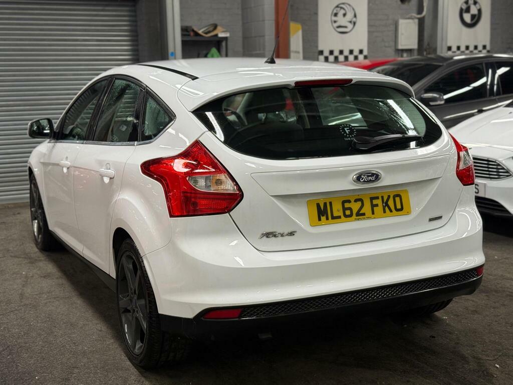 Ford Focus 1.0T Ecoboost Titanium Euro 5 S S White #6