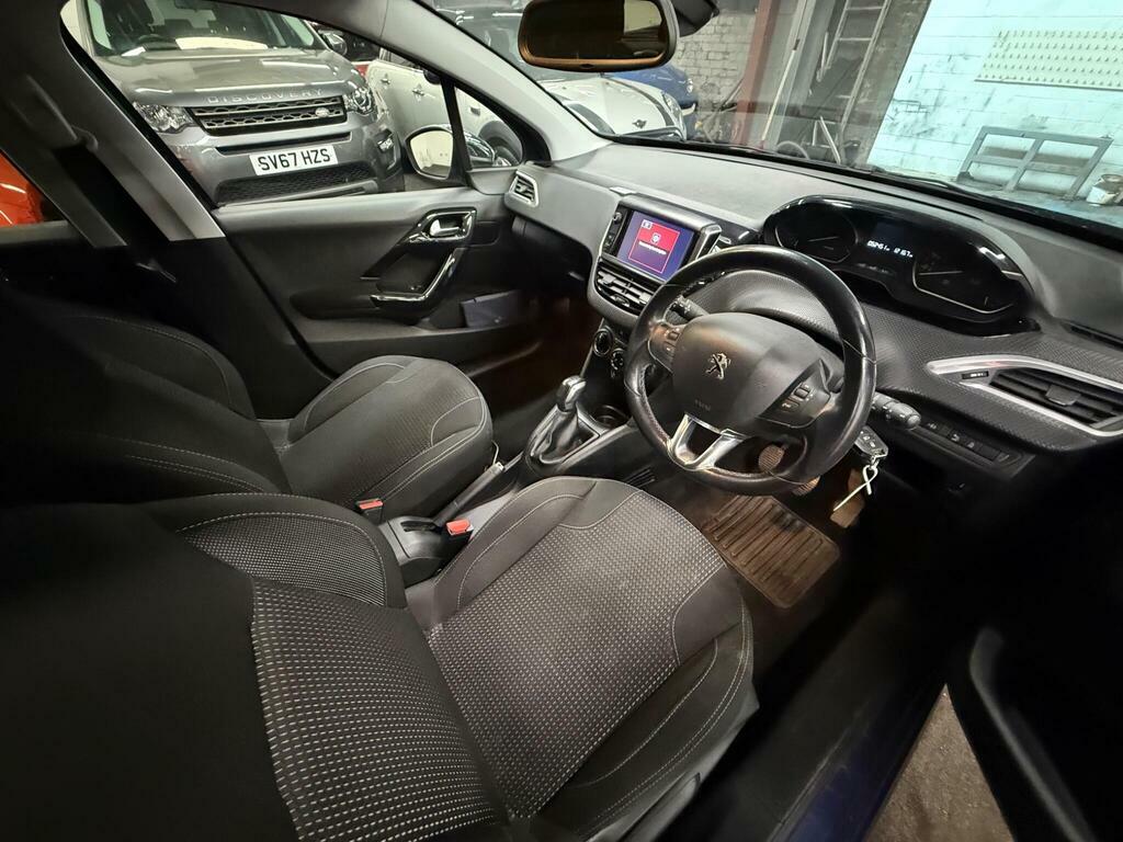 Peugeot 208 1.2 Puretech Allure Euro 6 YT17GHH Blue #6