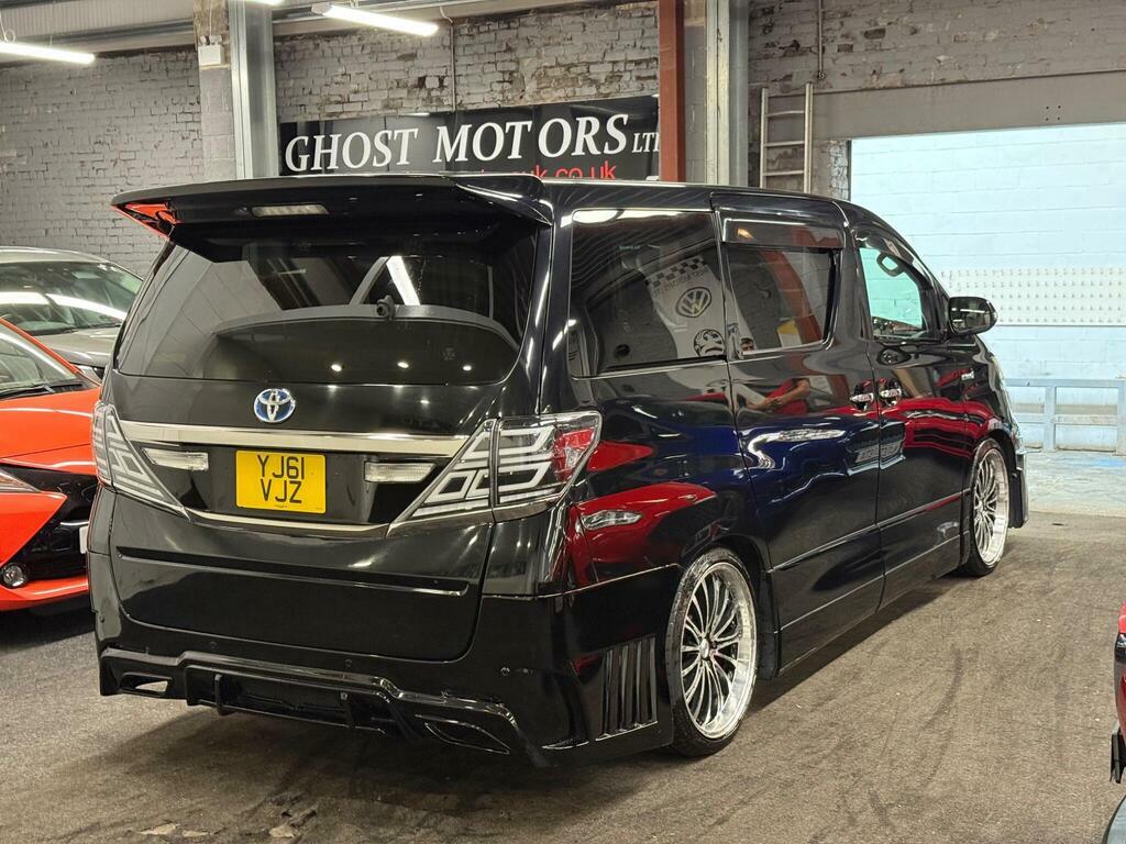 Toyota Vellfire #4