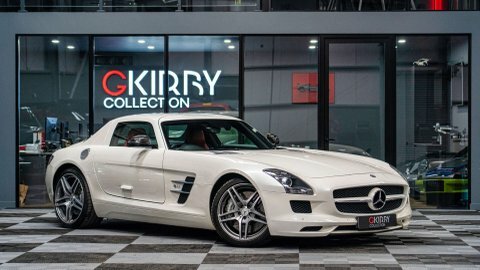 Mercedes-Benz SLS Coupe White