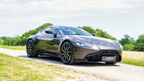 Aston Martin Vantage 4.0 V8 Coupe Silver #3