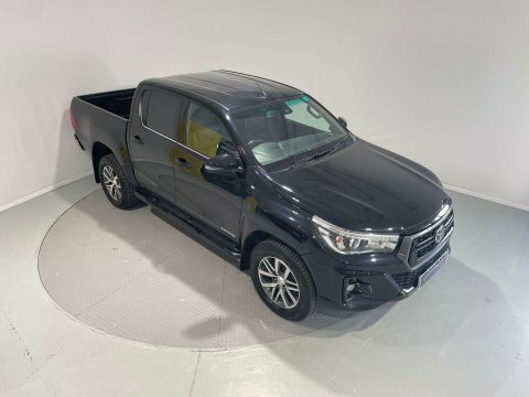 Toyota HILUX 2.4 Hi-luxury Invincible YR20RSO Black #3