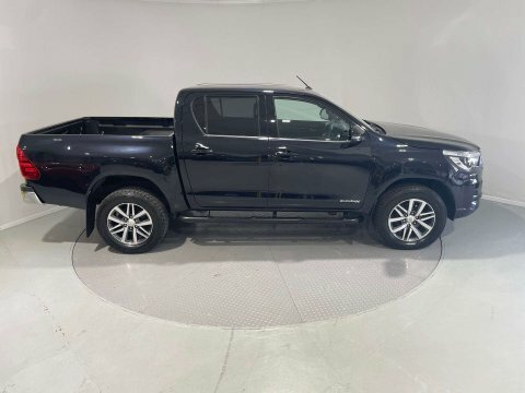 Toyota HILUX 2.4 Hi-luxury Invincible YR20RSO Black #5