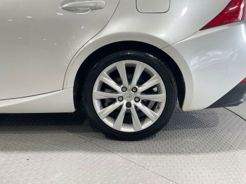 Lexus IS 2.5 Is 300H YH16DFU White #6