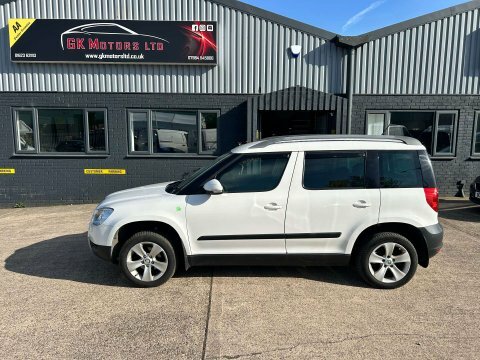 Skoda Yeti 1.6 Yeti Se FP12VFG White #4