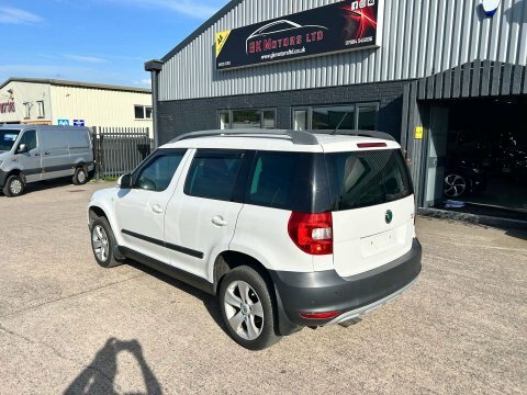 Skoda Yeti 1.6 Yeti Se FP12VFG White #3