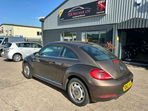 Volkswagen Beetle 1.6 Beetle Design Brown #3