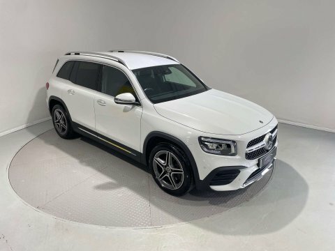 Mercedes-Benz GLB Class 1.3 Glb 200 YN72UER White #2