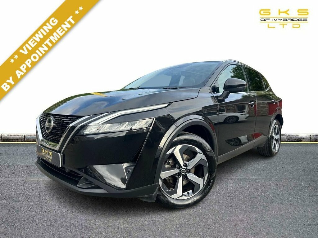 Nissan Qashqai 1.3L N-connecta Black