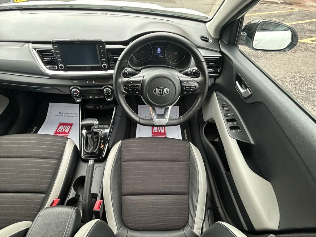 Kia Stonic 1L 3 CK19ZBN White #2