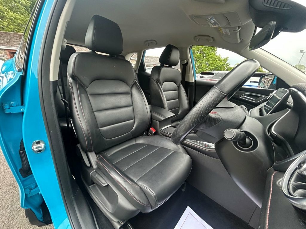 MG HS 1.5L Excite SB72LRL Blue #6