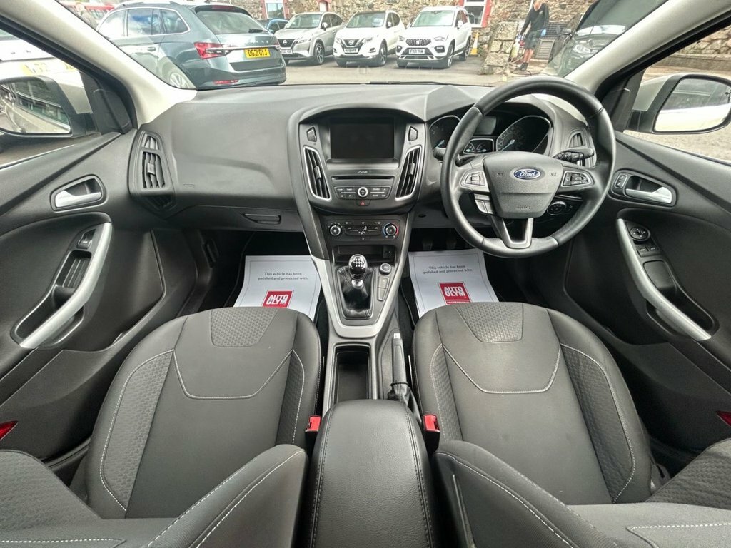 Ford Focus 1.5L Zetec Edition RX67ZXW Silver #5