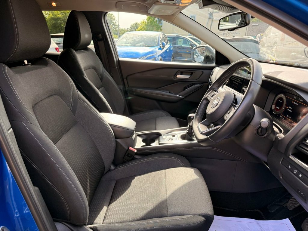 Nissan Qashqai 1.3L Premiere Edition CP71EHH Blue #5