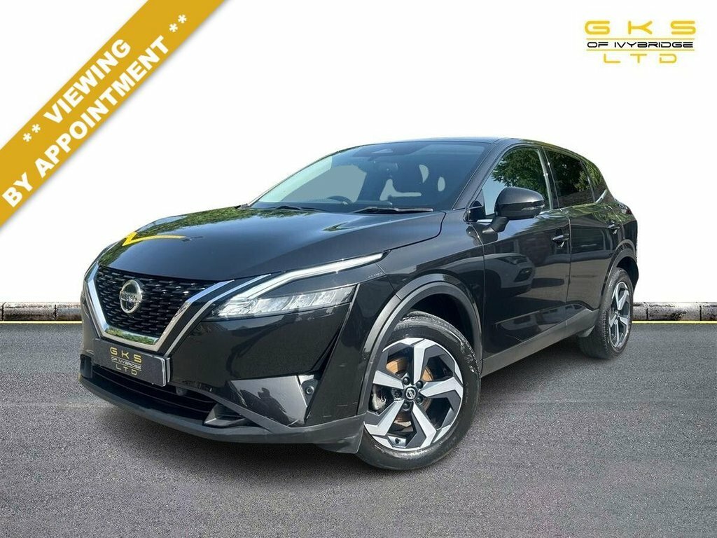 Nissan Qashqai 1.3L N-connecta Black