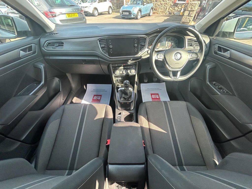 Volkswagen T-Roc 1L Se GF68CNO Silver #5