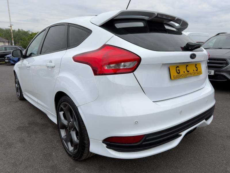Ford Focus 2.0T Ecoboost St-3 - 2017 17 YL17OOW White #5