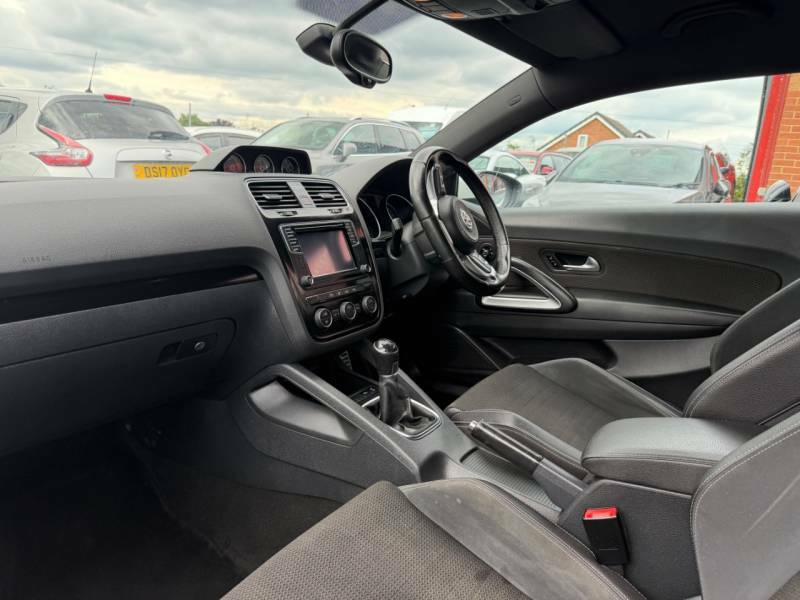 Volkswagen Scirocco 2.0 Tdi Bluemotion Tech Gt - 2017 67 YS67FHY White #3
