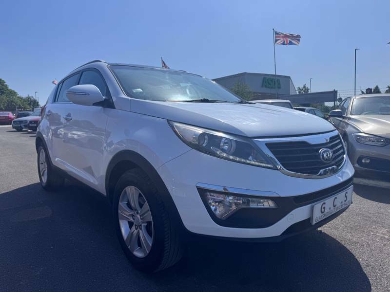 Kia Sportage 1.7 Crdi Isg 2 -1 Former Keeper Fsh- 2012 6 SH62EAX White #2