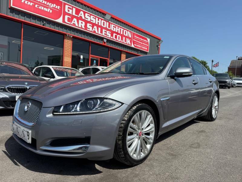 Jaguar XF 3.0D V6 Portfolio Start Stop -1 Owner Grey