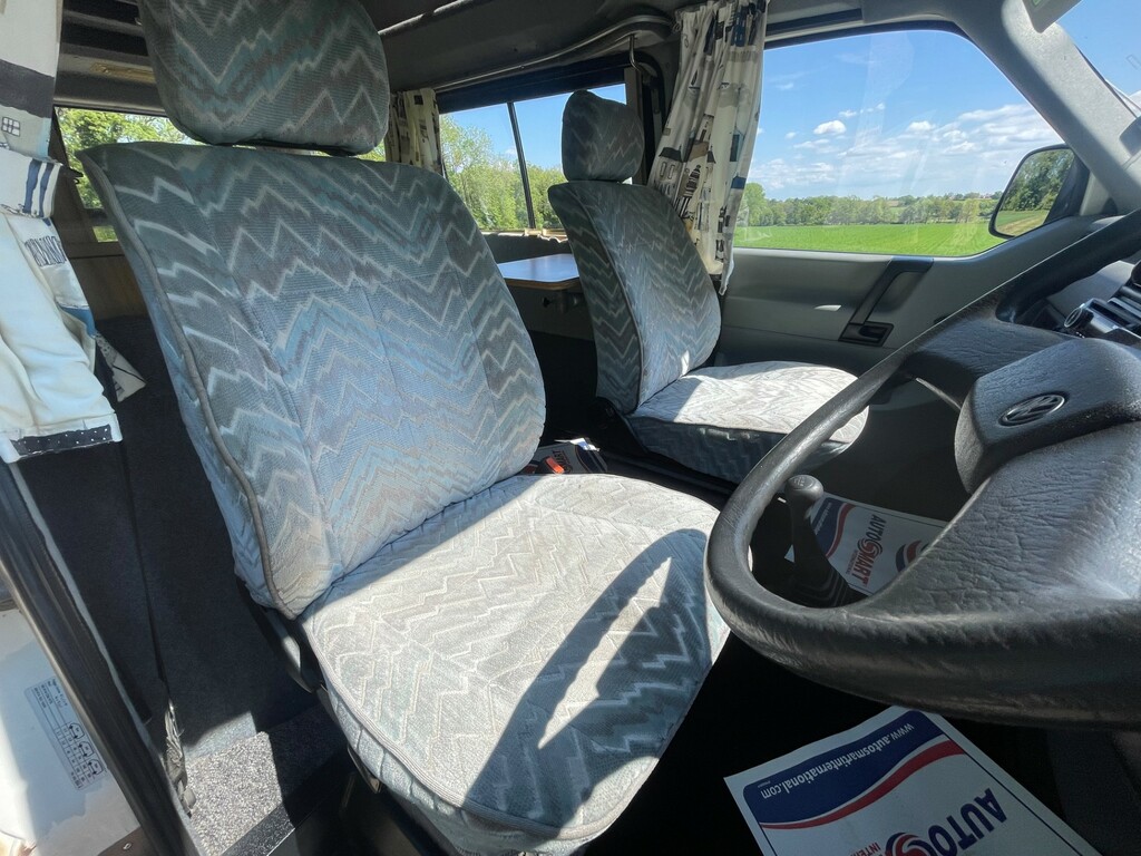 Volkswagen Transporter 2.4D 1000 Red #14
