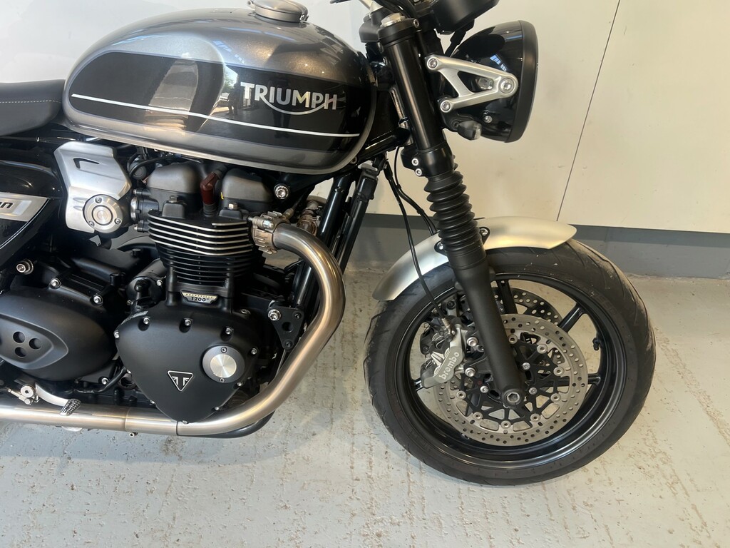 Triumph  Petrol Black #3