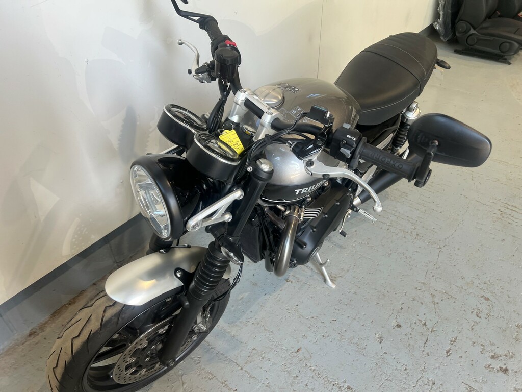 Triumph  Petrol Black #4