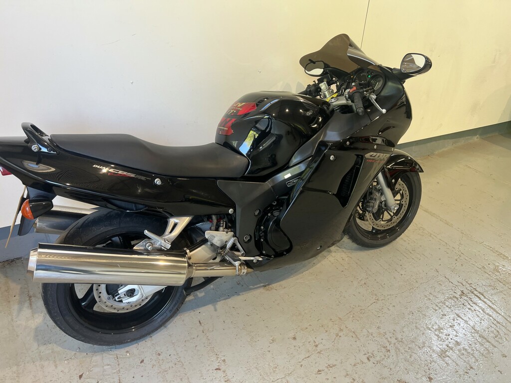 Honda  Super Blackbird 1137Cc Black #2