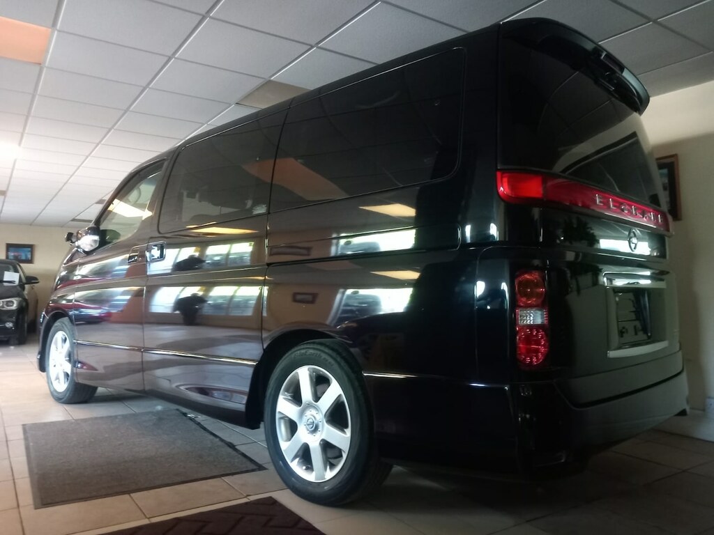 Nissan Elgrand 2.5 Only 58,000 Miles 58K Black #3