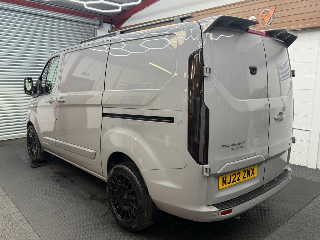 Ford Transit Custom 2.0 280 Ecoblue Limited Panel Van Manua Grey