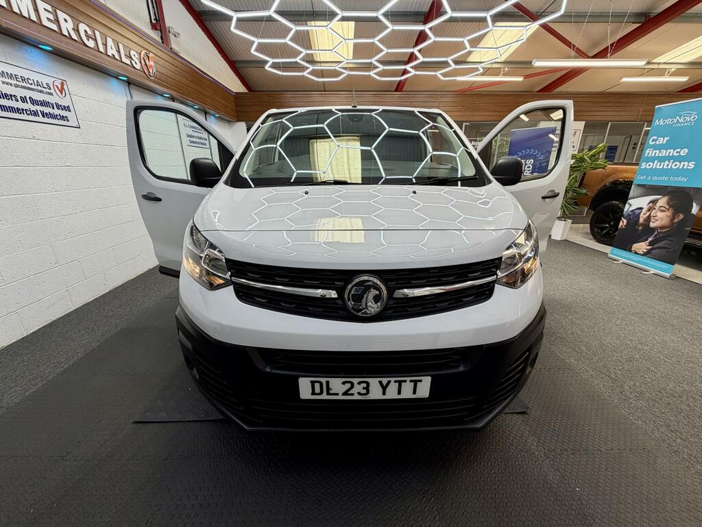 Vauxhall Vivaro 1.5 Turbo D 2900 Prime Panel Van 6Dr DL23YTT White #3