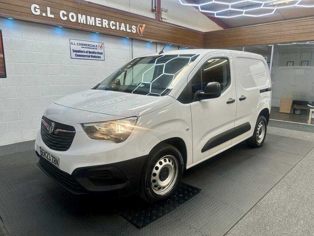 Vauxhall Combo Prime White